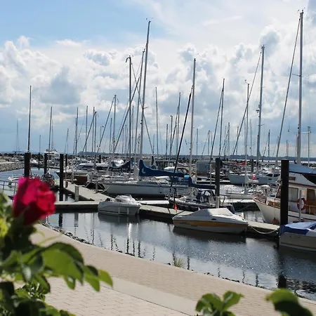 In Boltenhagen In Strandnaehe 펜션